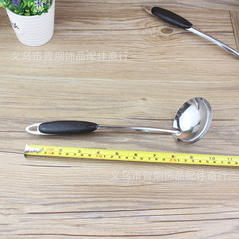 Long-handled black-handled large soup spoons, porridge spoons, cooking spoons, two-yuan kitchenware, hot pot soup spoons wholesale pic 2