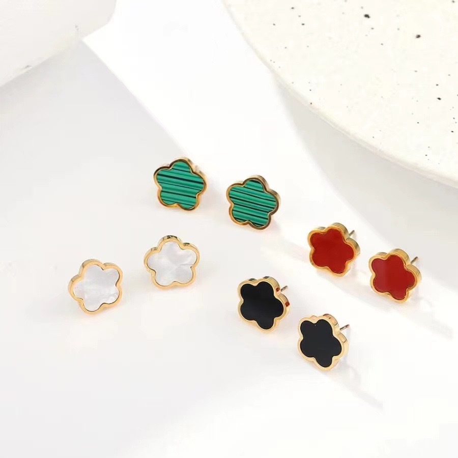 Pastoral style, fresh and simple titanium steel flower accessory bracelet, white sea shell acrylic stud earrings, simple necklace set pic 1