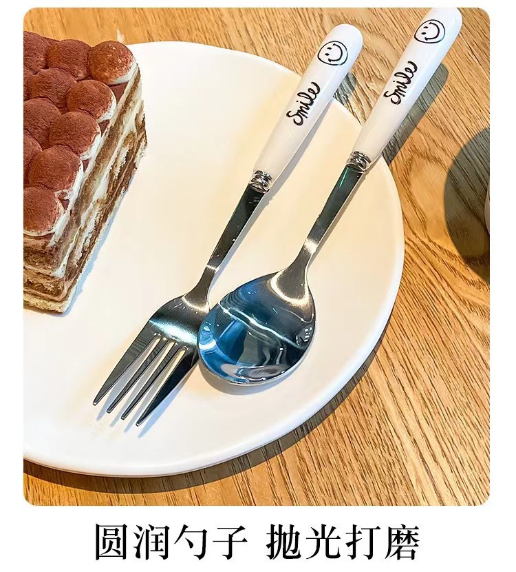 创意卡通不锈钢便携餐具学生可爱餐具旅行餐盒勺子叉子筷子三件套详情7