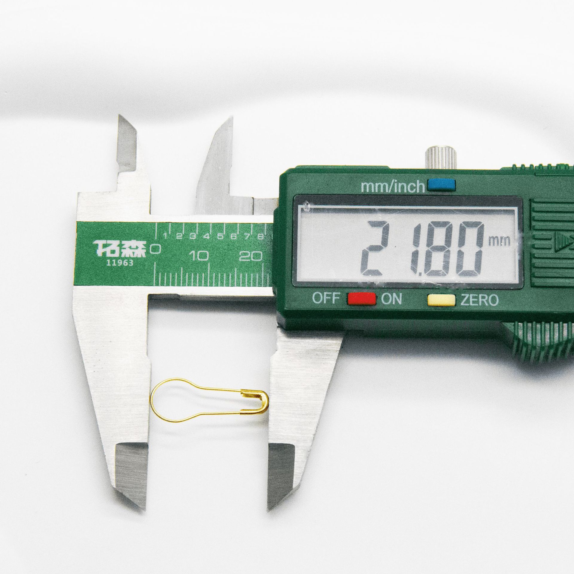 Gourd safety pins, clothing accessories, tags, iron hooks, pear-shaped small button pins, dolls, festive pendants, DIY pic 5