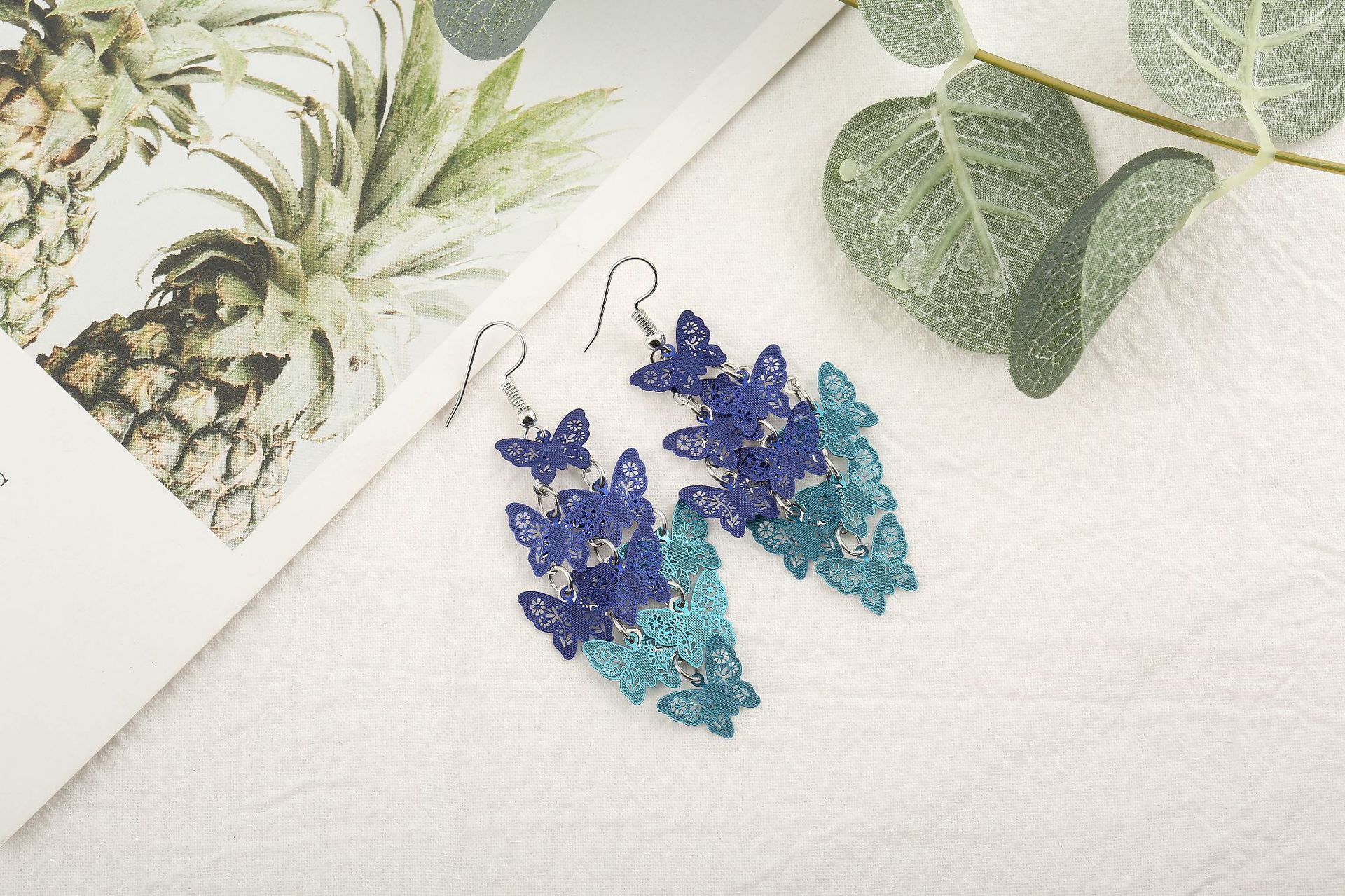 Small-batch wholesale best-selling fashionable and elegant butterfly earrings, earrings, colorful small nine-piece earrings, copper accessories and ornaments pic 16