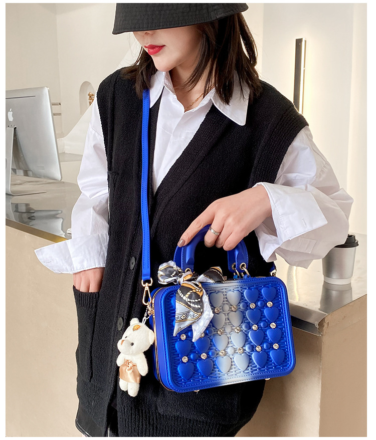 The 2021 Korean version of the trendy tote bag features a ribbon bow, an Instagram niche design with rivets and a slanted crossbody bag made of PU pic 25