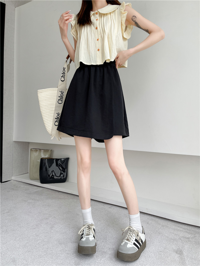 Two homemade, casual, versatile, solid color, irregular, unique, individual, fashionable and design-savvy skirts, pants and shorts pic 4