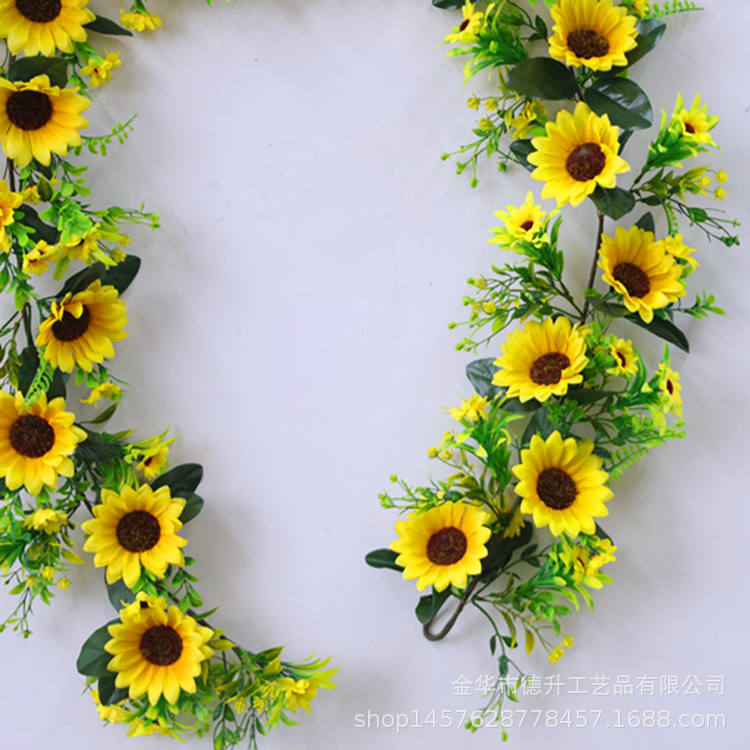 Desheng 2021 Cross-border E-commerce Amazon Bee Festival Spring Scenery Sunflower Rattan Home, Hotel Decoration Factory pic 8