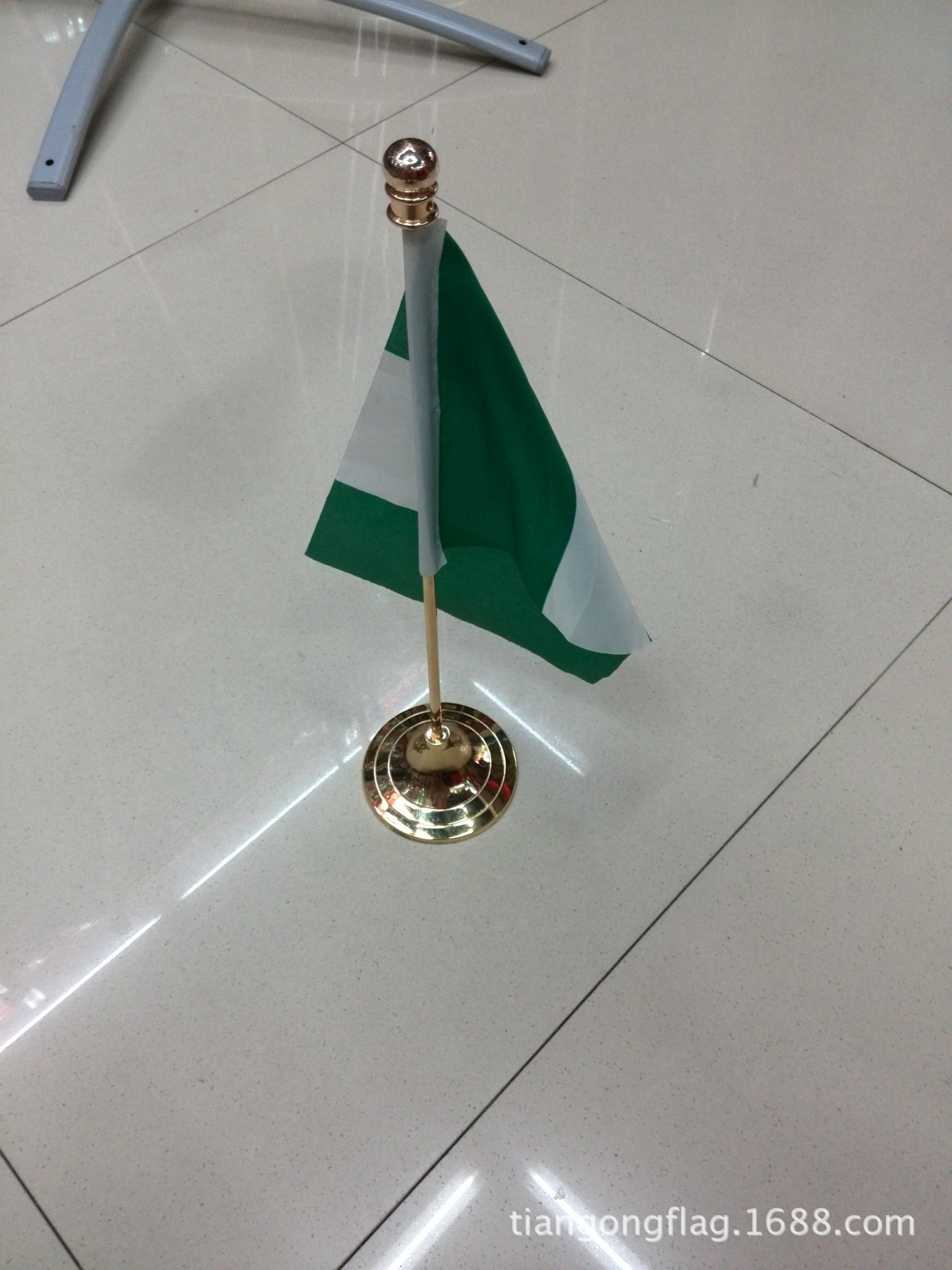 Wholesale marble Y-shaped silver table flag stands, national flags, colored flags, hand-cranked floor-standing flagpoles pic 20