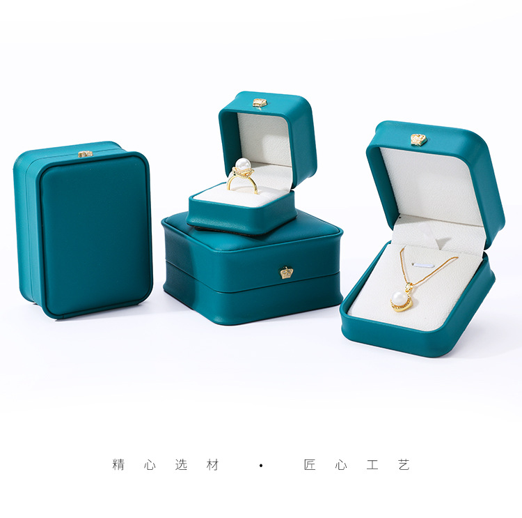 Wholesale of high-end jewelry boxes with rounded corners, crown, cinched waist, jewelry boxes, rings, pendants, bracelets, necklaces, and jewelry packaging boxes pic 9