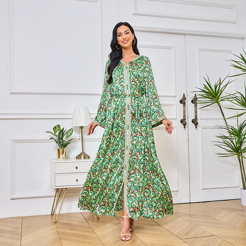 MT098中东外贸迪拜穆斯林长袍女装 刺绣金色珠片花边连衣裙 abaya详情4