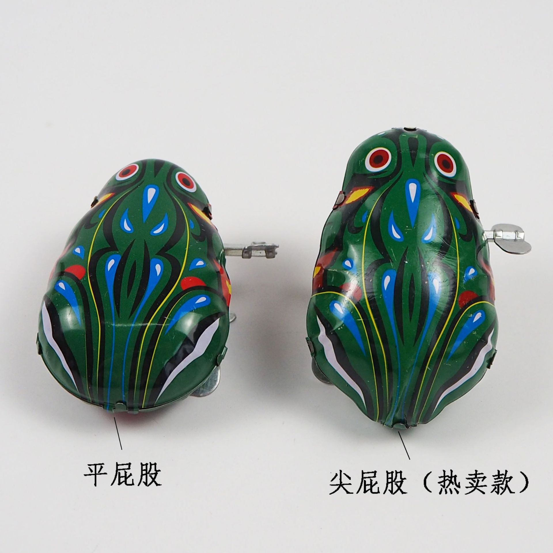 Winding up a tin frog with a sharp fart, a classic and nostalgic toy, a baby wind-up toy, a classic and best-selling toy for the 80s generation pic 7