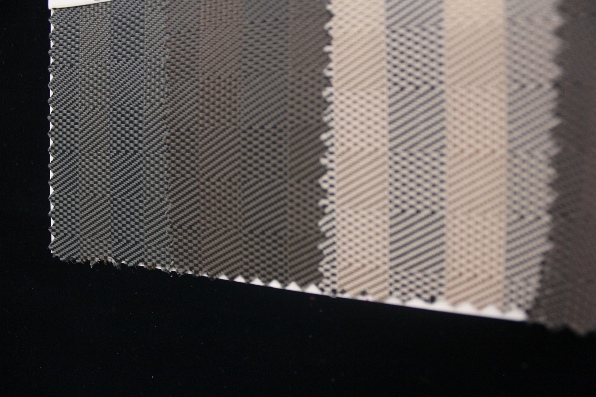 Factory direct sales of double-ply small checkered fabric, Oxford cloth PVC luggage fabric, in stock supply pic 11