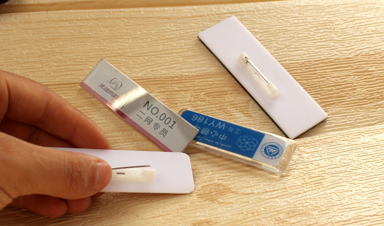 Acrylic name tags, pins, work badges, acrylic name tags, work number tags/magnetic name tags wholesale pic 3