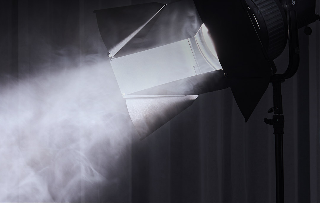 Shenniu M600D film and television light, 600W, professional studio shooting, photography and video recording, constantly lit high-power LED fill light pic 24