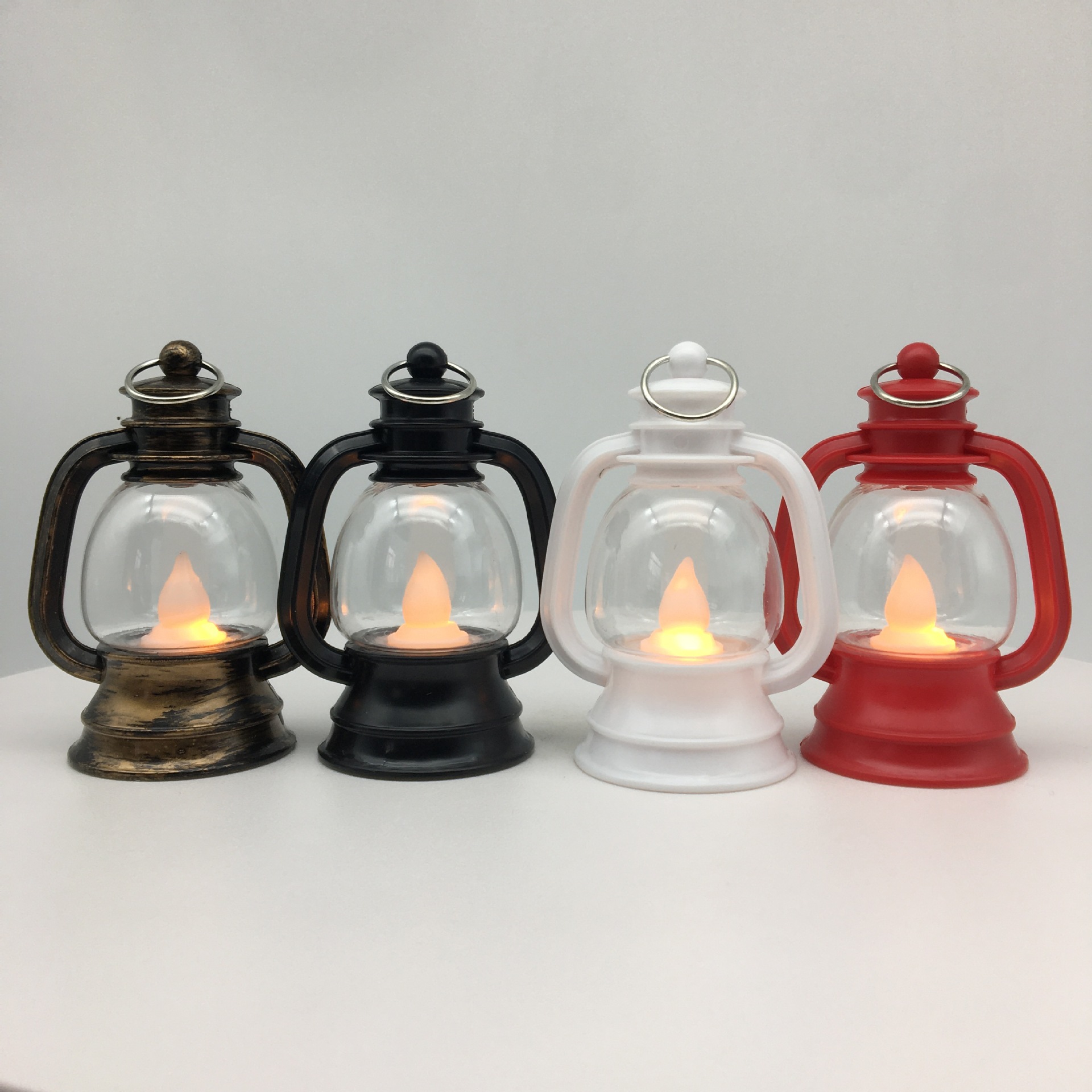 Cross-border new nostalgic and retro oil lamps, hotel counter window display scene atmosphere decoration, horse lanterns, night lights pic 1