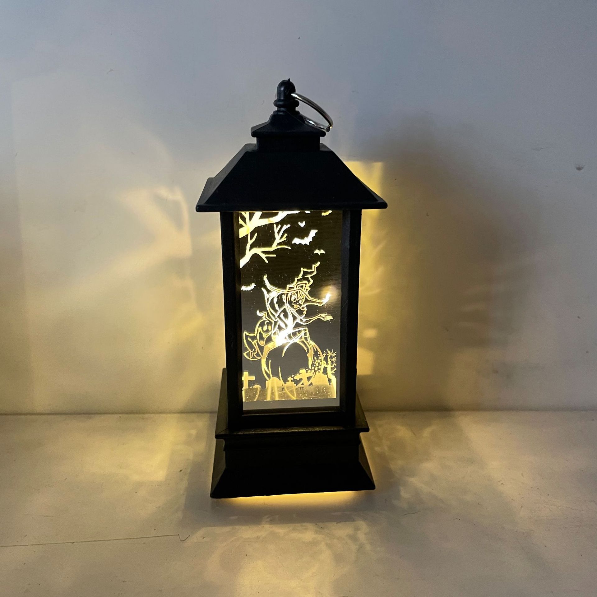 万圣节新品发光摆件小风灯扁风灯小油灯鬼节装饰氛围道具圣诞雪人详情1