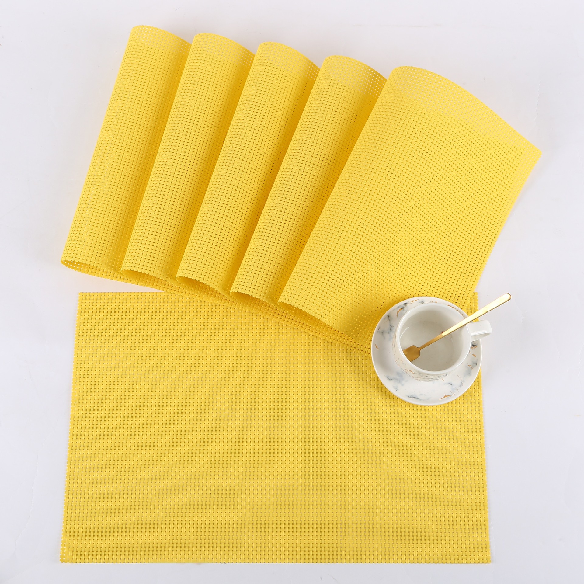 简约风长方形餐垫家居隔热餐桌垫餐厅酒店西餐垫跨境防水餐盘垫详情5