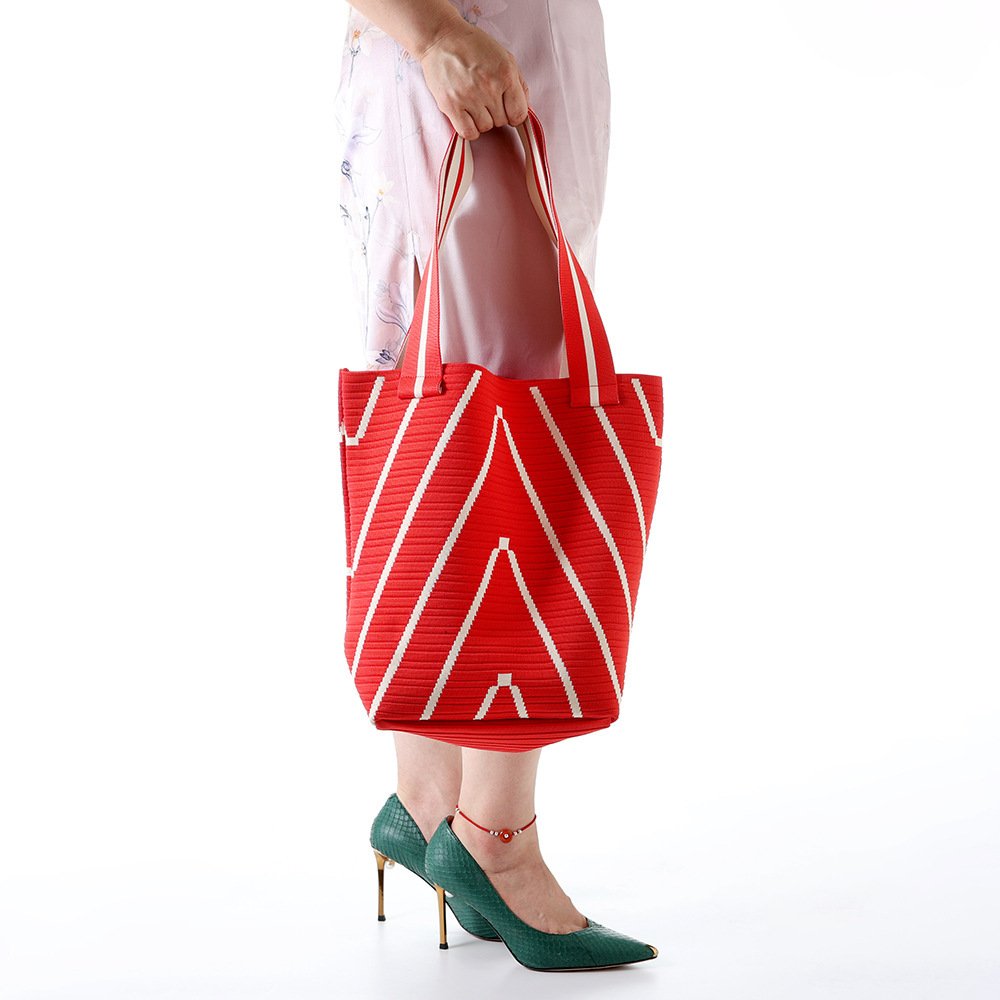 2024秋冬高颜值大容量女款针织托特包手提袋女单肩包手提厂家直销详情5