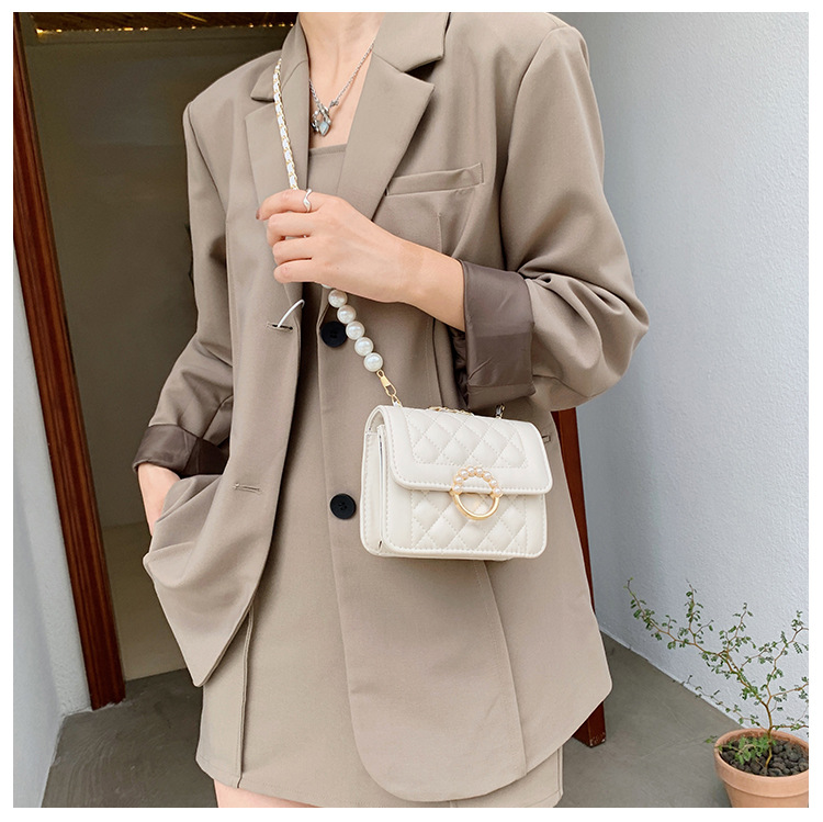 夏天迷你小包包2022新款潮珍珠链条包女包夏季百搭白色单肩斜挎包详情12