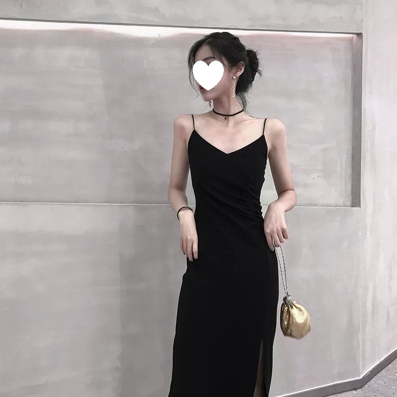 A new black halter slit dress for women in summer, with a French design style. Pair it with a small black skirt as a base layer pic 9