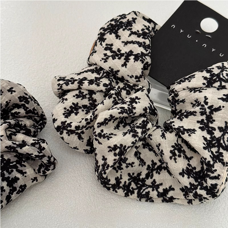 Japanese high-end style, versatile, simple floral large intestine hair tie, fresh hair band headwear, 2025 new hair accessory pic 4