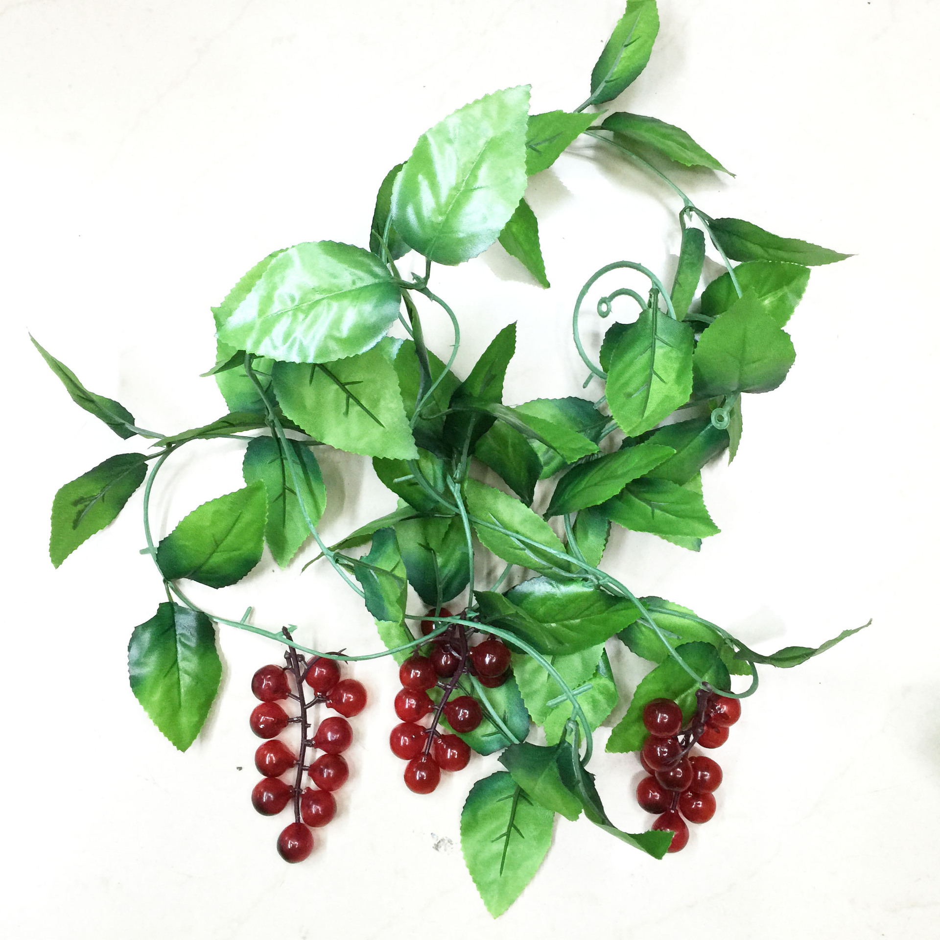 Artificial flowers, artificial lawns, artificial trees, artificial flowers, artificial lawns, artificial trees, tall flower factory, artificial fruits, vegetables, vines, various styles, fruit vines, wall-hanging vines, vines, vines, Yiwu pic 10