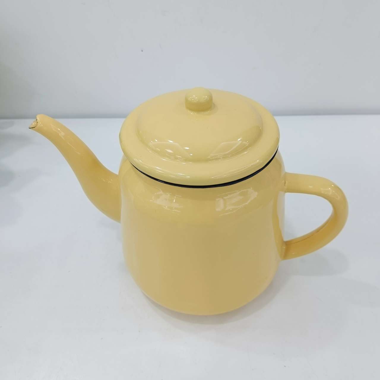 Enamel and porcelain water kettles, cold water kettles, coffee kettles, hot water kettles, induction cookers, universal open flame available pic 3