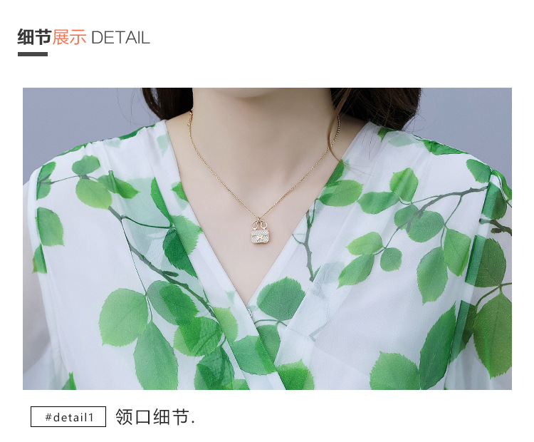This fresh and elegant chiffon floral dress is a new early autumn style with a tie that cinches the waist and slimming the figure. It is a fashionable and youthful long dress for summer pic 20