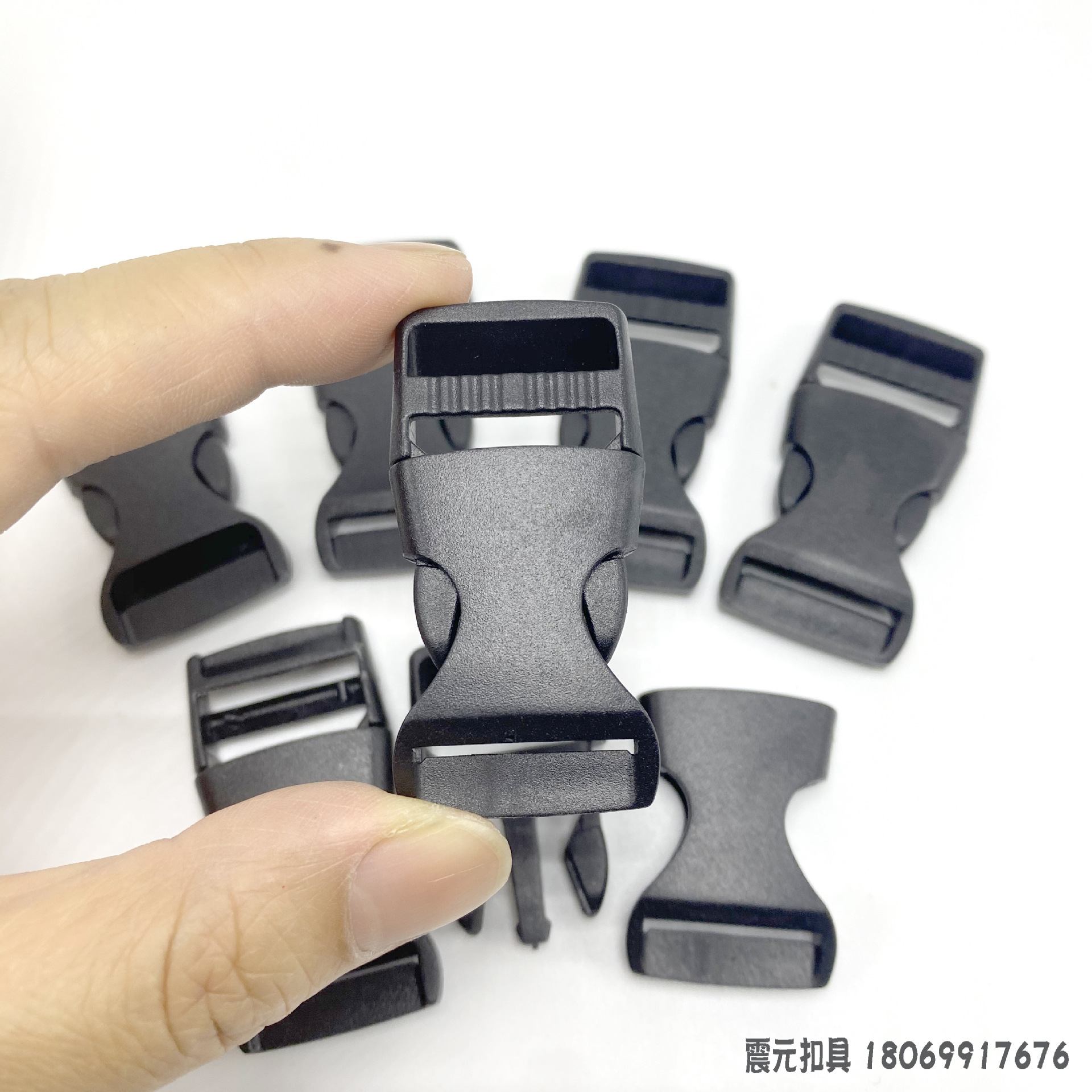 POM pull-tab polyoxymethylene adjustable snap fasteners of 1.0-2.5cm are available in stock for luggage accessories and plastic sockets for backpacks pic 7