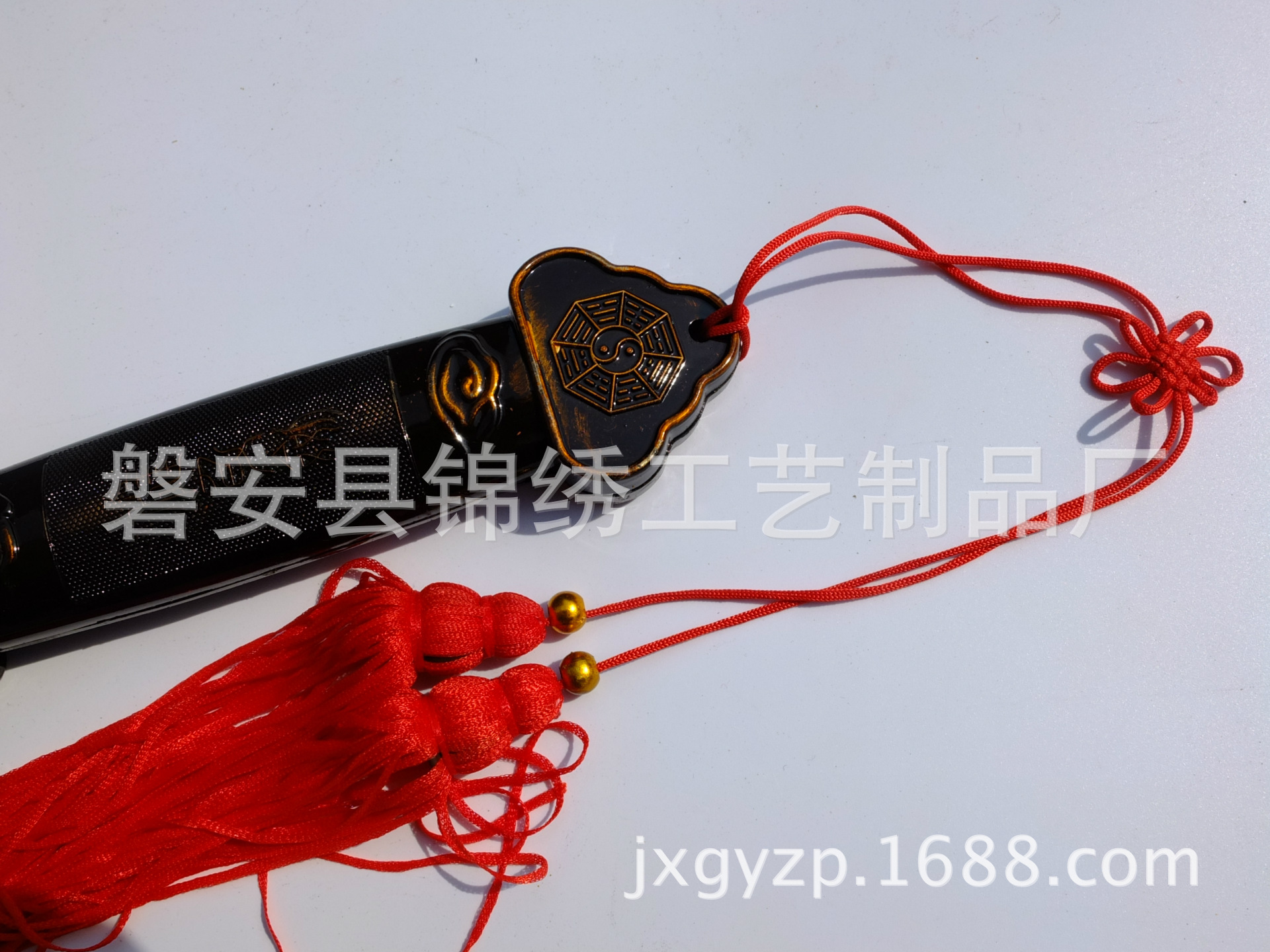 Factory direct sales of telescopic swords, morning exercises, martial arts, Tai Chi swords, unopened at the A Ren Scenic Area Temple Fair ten-yuan store, unpackaged pic 6