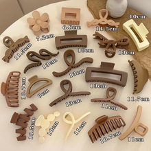 Large, cute plush pudding bear hairpin, half hair clip at the back of the female head, autumn and winter one-line duckbill clip, scratch-clip headwear pic 11