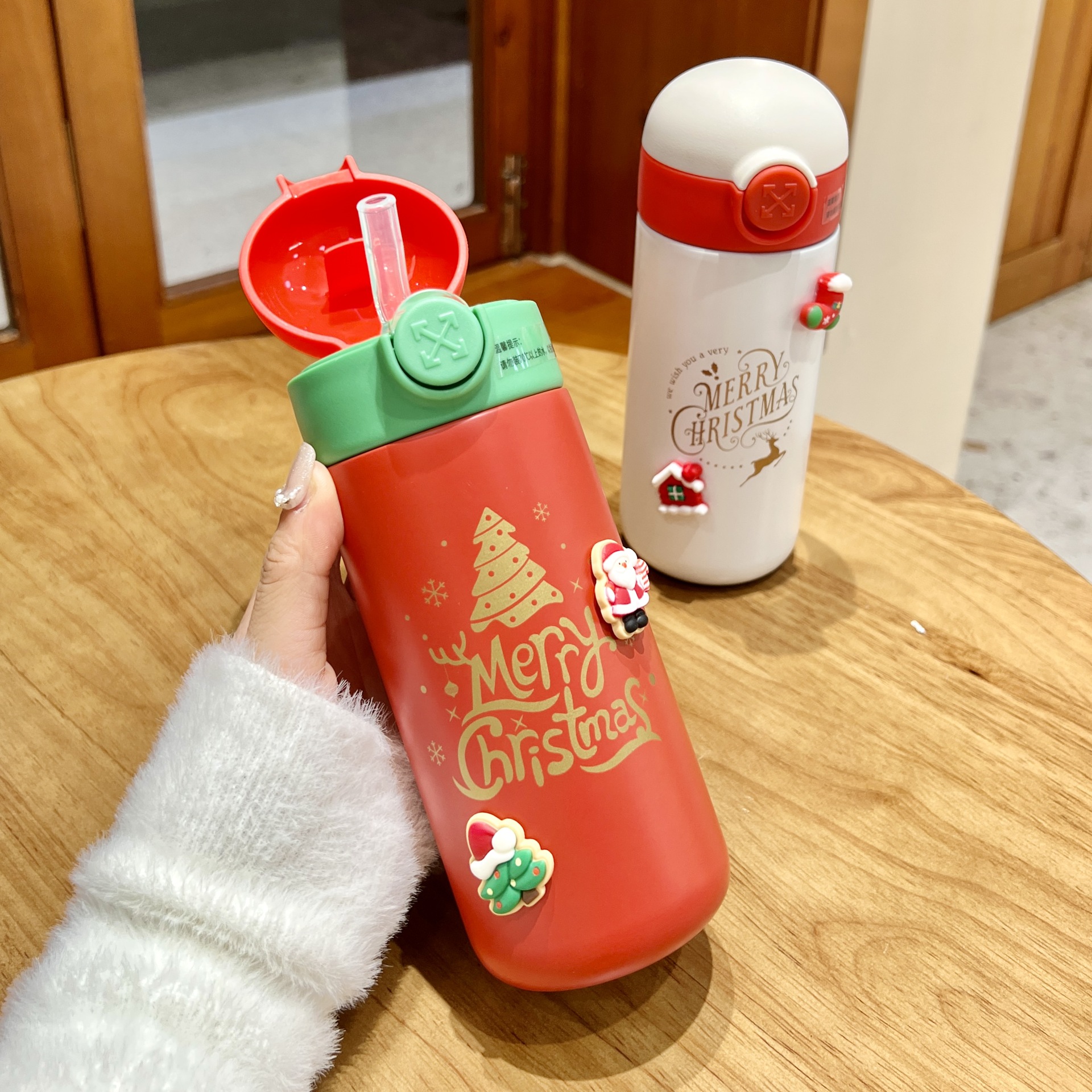 新款圣诞保温杯304不锈钢儿童吸管杯大容量可爱便携水杯礼品杯子详情4