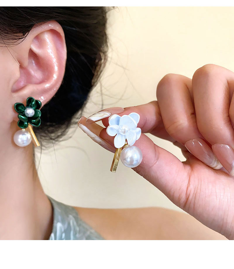 银针不对称栀子花耳环女设计感小众百搭珍珠耳钉冷淡风气质耳饰品详情11