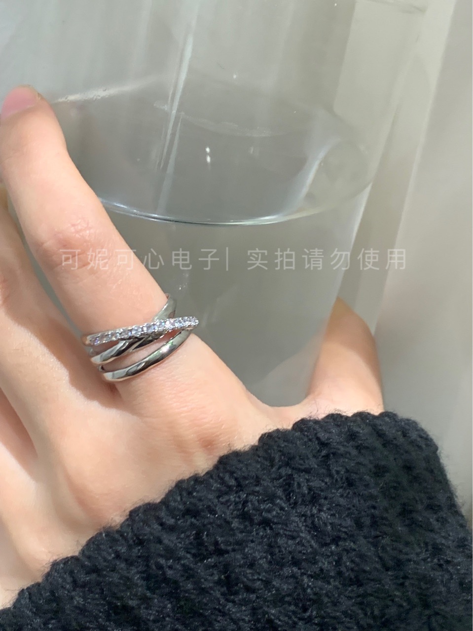 Q闪闪发光的戒指多圈的银色圆圈戒有点小细节的闭口戒指女款K8/5详情6