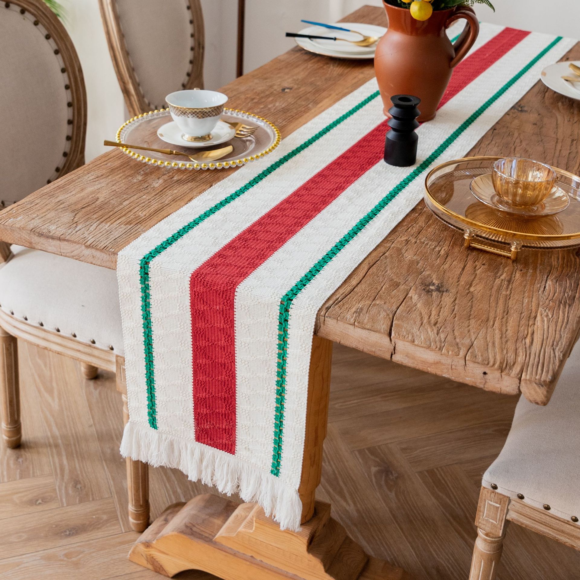 Wholesale of popular cross-border Christmas table flags, American red and green color New Year long tablecloths, entrance hall shoe cabinet decorative tablecloths pic 12