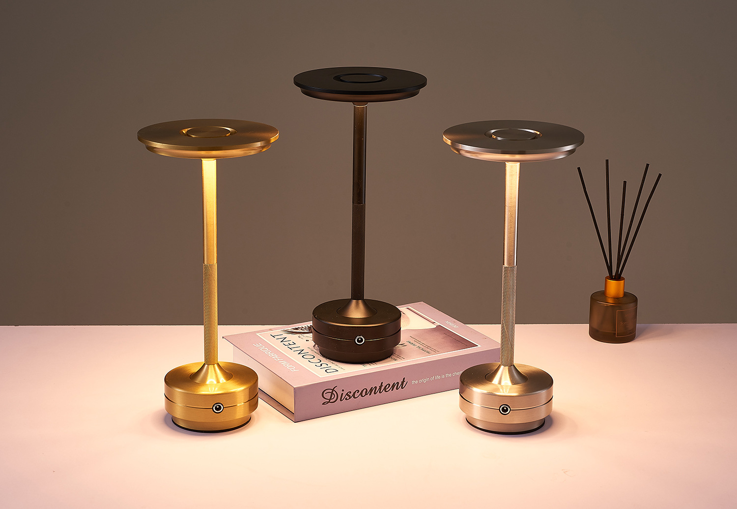 All-aluminum I-shaped retro and simple coffee restaurant table lamps, bar table lamps, bedside ambient lights, outdoor night lights pic 14