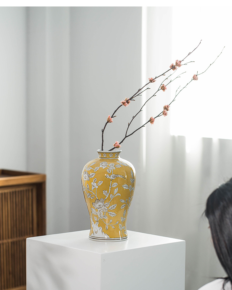 Yellow vintage vase, new Chinese-style hand-painted ceramic flower vase, American-style ceramic decoration, retro entrance hall porcelain, with a sense of luxury pic 20