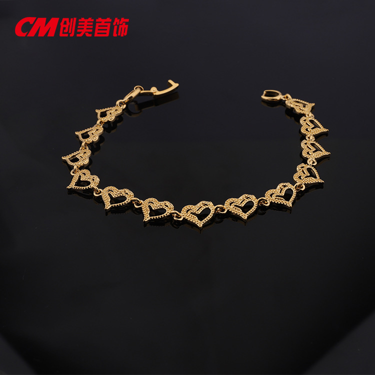 Chuangmei Jewelry offers wholesale 24K gold-plated heart-shaped butterfly bracelets for women, featuring a retro ethnic style and a luxurious wedding accessory pic 9