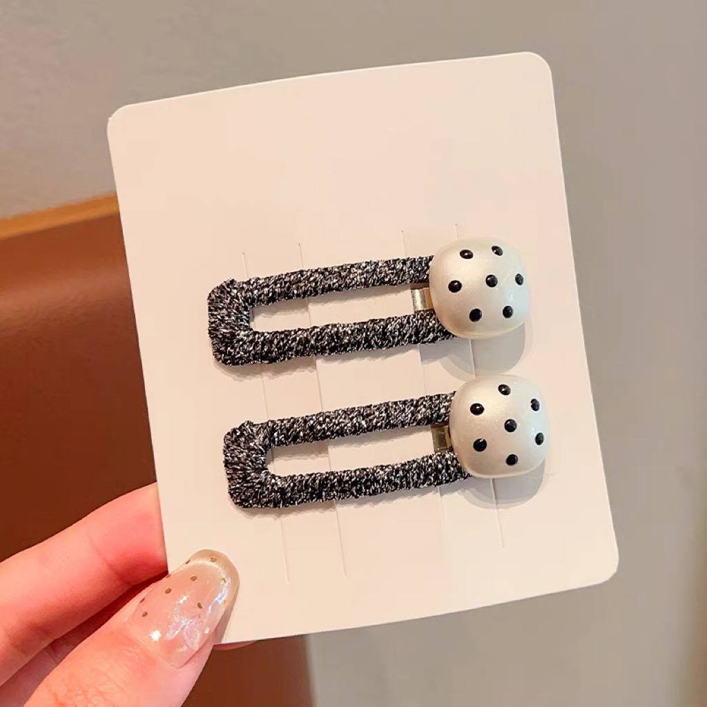 Sweet heart-shaped polka dot hair clips, little girl forehead hair clipping clips that don't damage hair, BB clips, high appearance level, side bangs clips pic 10