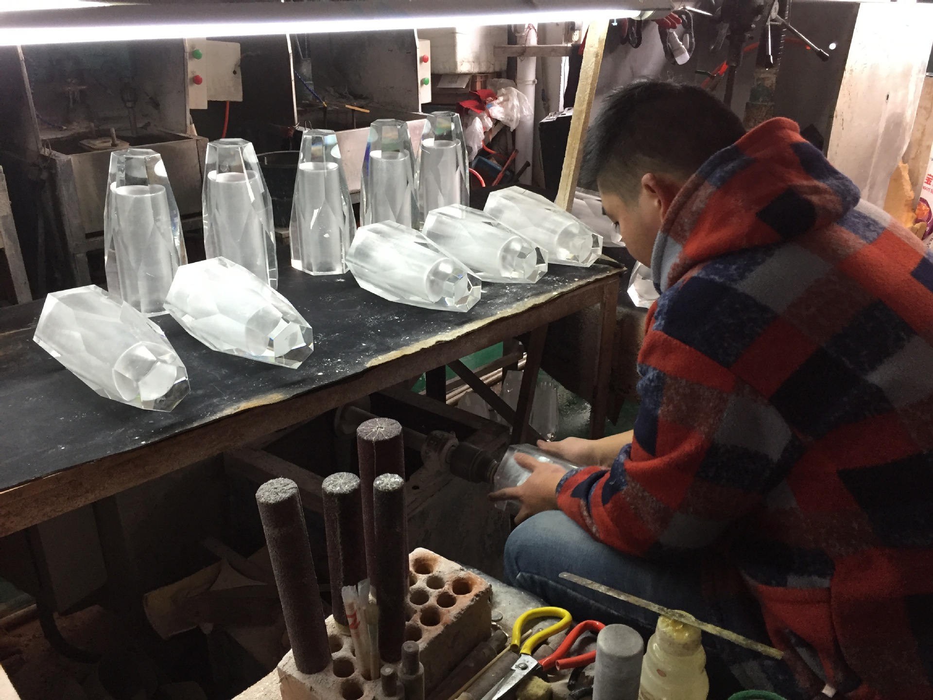 Wholesale car perfume bottles 50ml, square perfume bottles, custom K9 spray essential oil bottles, empty bottles, high-end Middle East pic 9