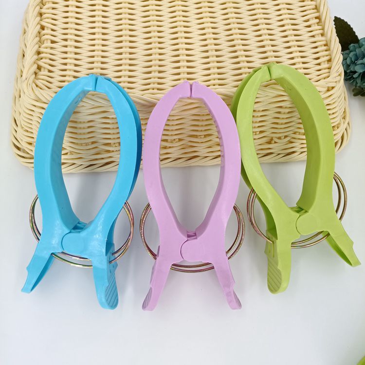 Large plastic quilt clips, colorful quilt drying clips, quilt drying clips, clothes drying clips, large plastic clips for washing, care and drying pic 3