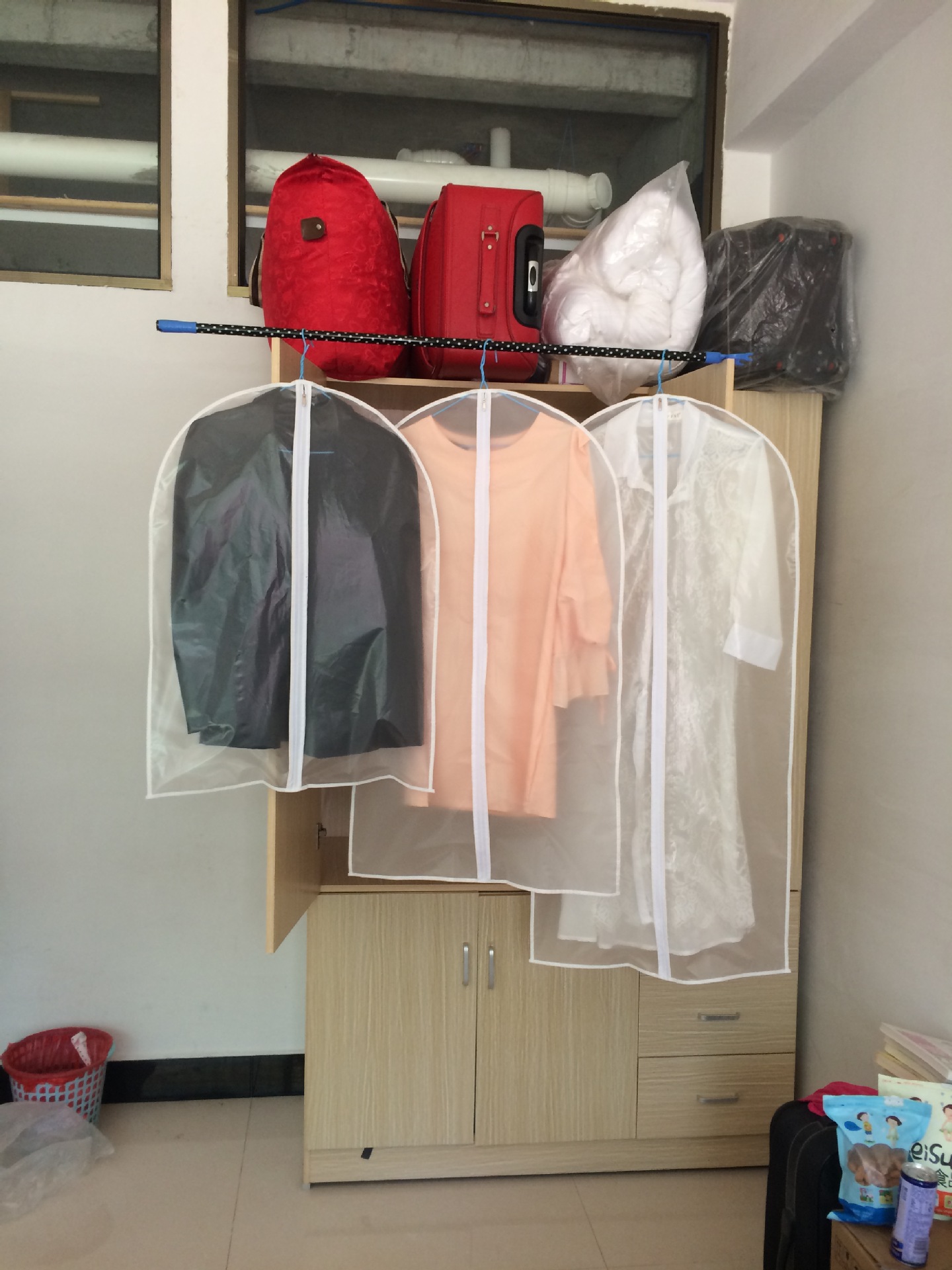 Clothing storage dust covers, waterproof and dustproof bags for clothes, coat hanging bags, suit covers, clothing storage bags manufacturer wholesale pic 27