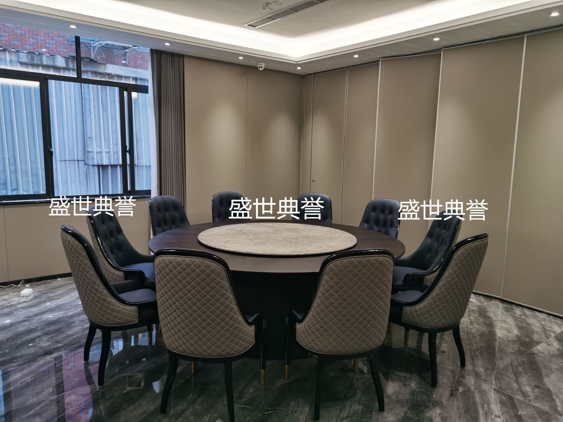 Solid wood dining tables and chairs for five-star hotels in Nanchang, modern light luxury ash wood chairs for clubs, and solid wood chairs for private dining rooms in restaurants pic 14