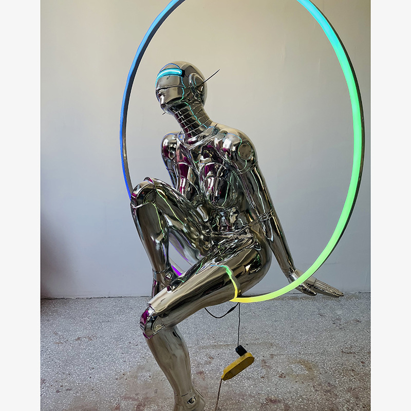 The electroplated Kongshanji light luxury living room floor-standing sculpture, the opening of the shopping mall, the moving-in gift, the craft display items, the trendy brand, and the decoration customers pic 2