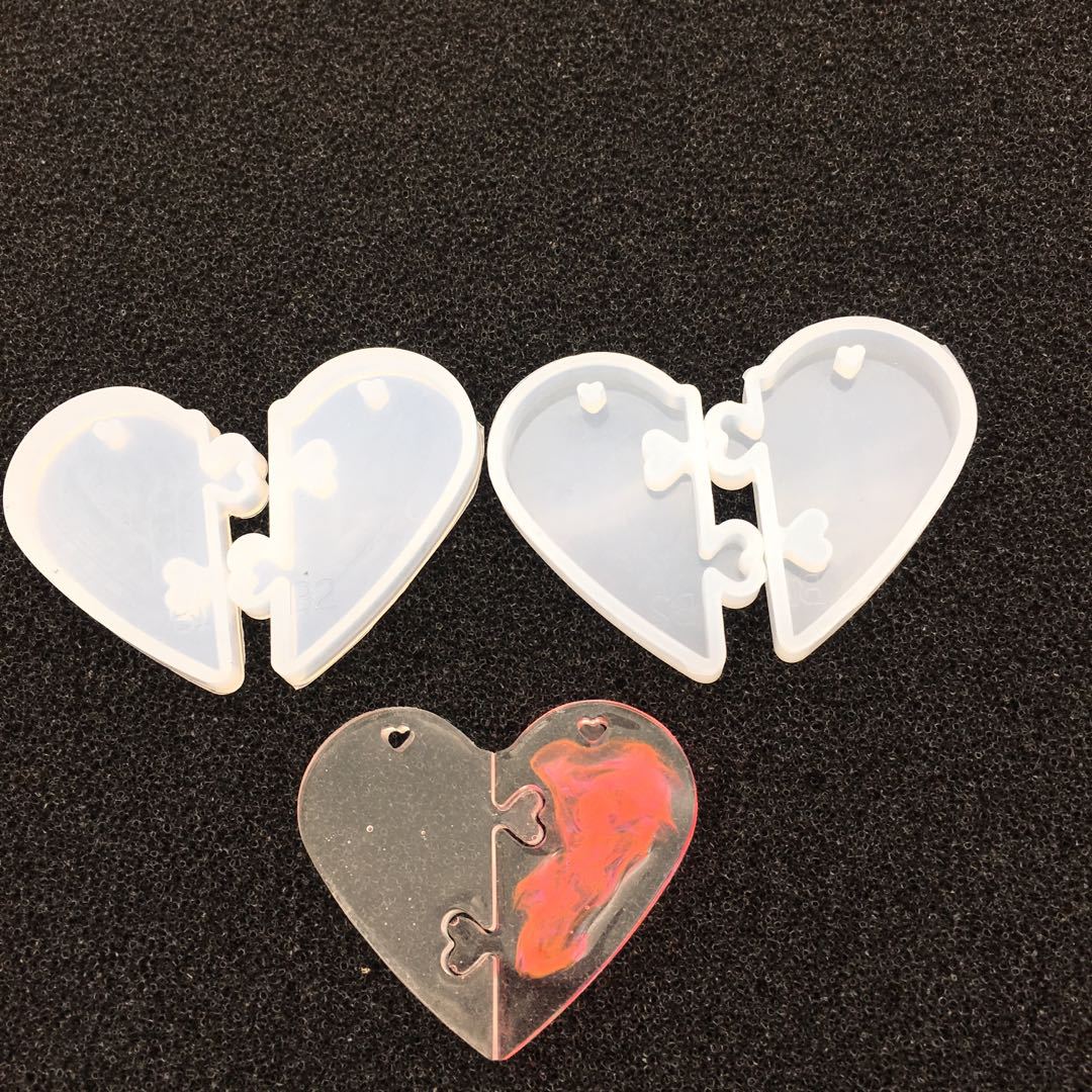 diy silicone crystal resin couple pendants, new heart-shaped pendants, heart-shaped lock ashtrays pic 5