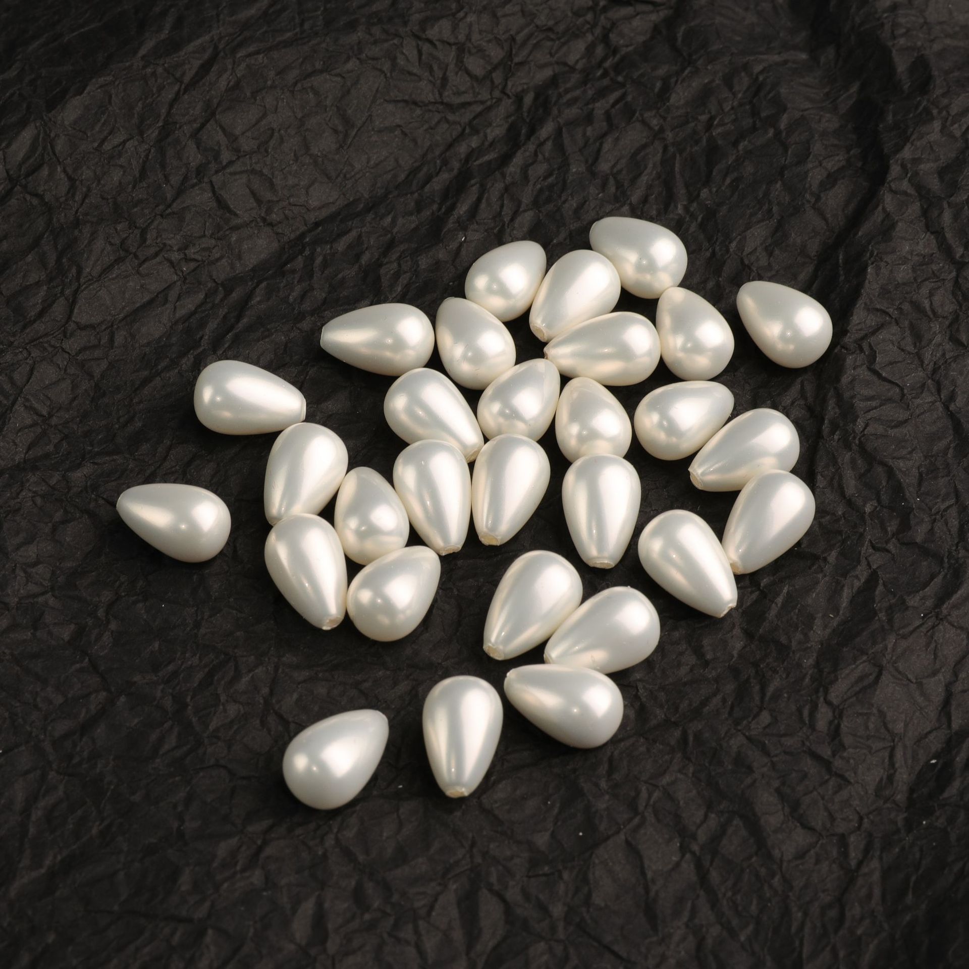 Factory direct supply of large quantities of shells, pearls, various water-drop-shaped half-hole shell beads, DIY jewelry accessories, loose beads wholesale pic 1