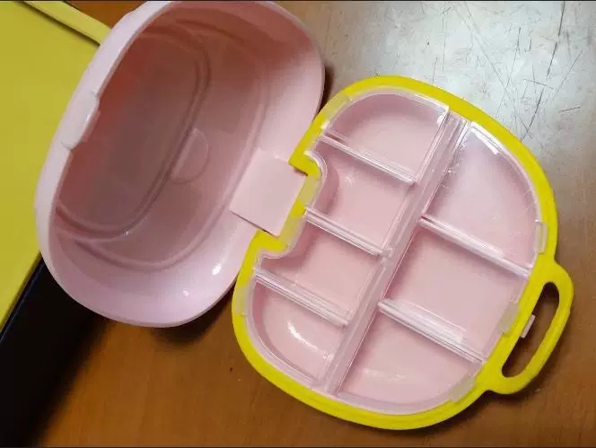 Small schoolbag compartmentalized medicine box, mini portable 7-compartment compartmentalized medicine box, small and convenient storage box for medicine pills pic 1