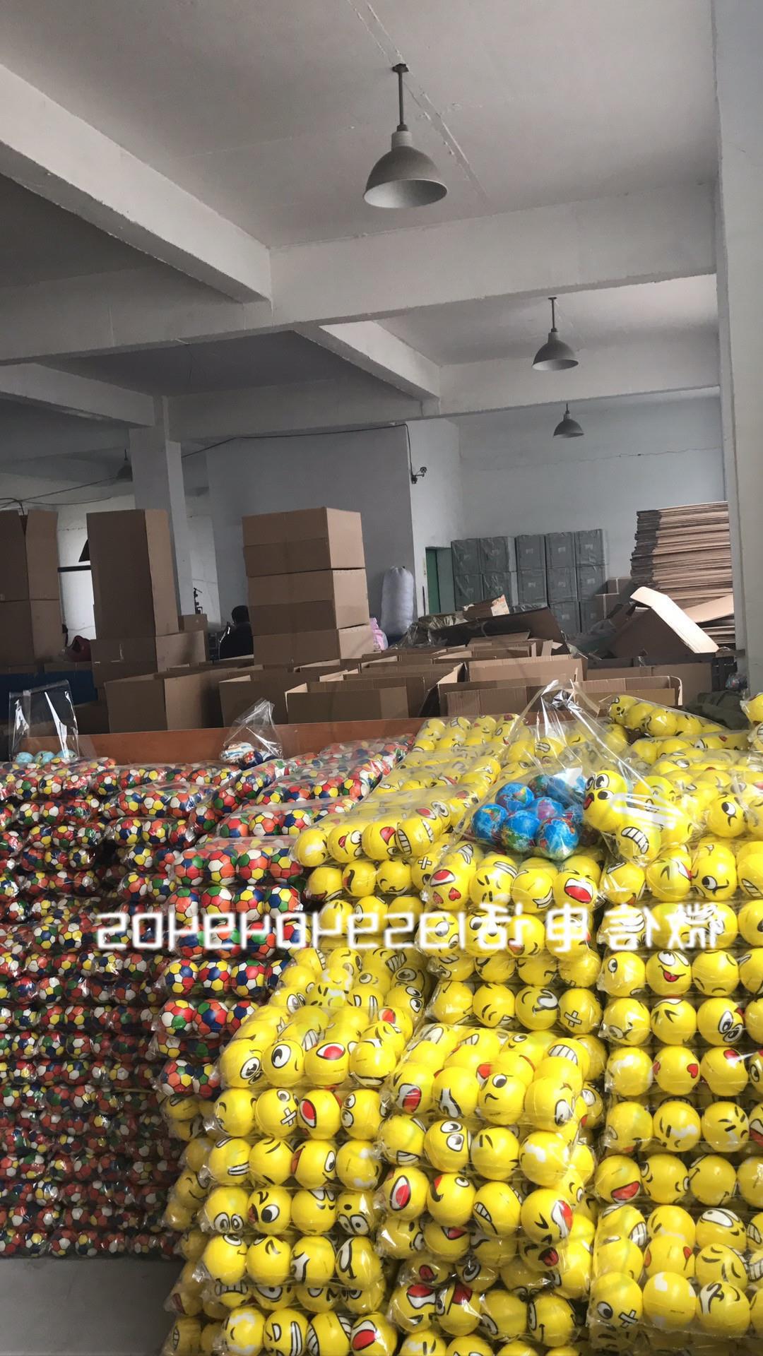 Cross-border factory soft solid dice, pu foam sponge balls, rounded corner squares, large color pieces promotional game handicrafts pic 23