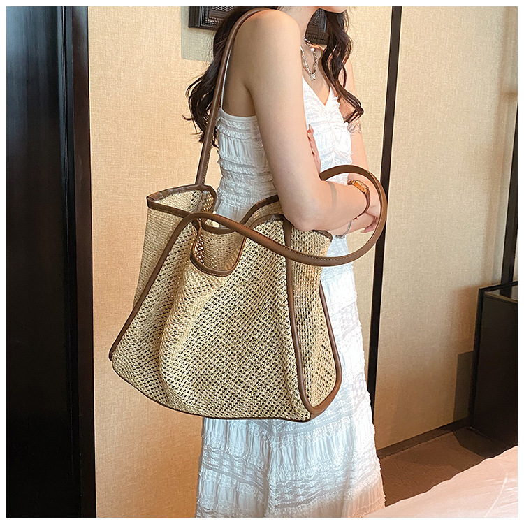今年流行大容量草编包包女2023新款时尚通勤单肩包夏天编织水桶包详情27