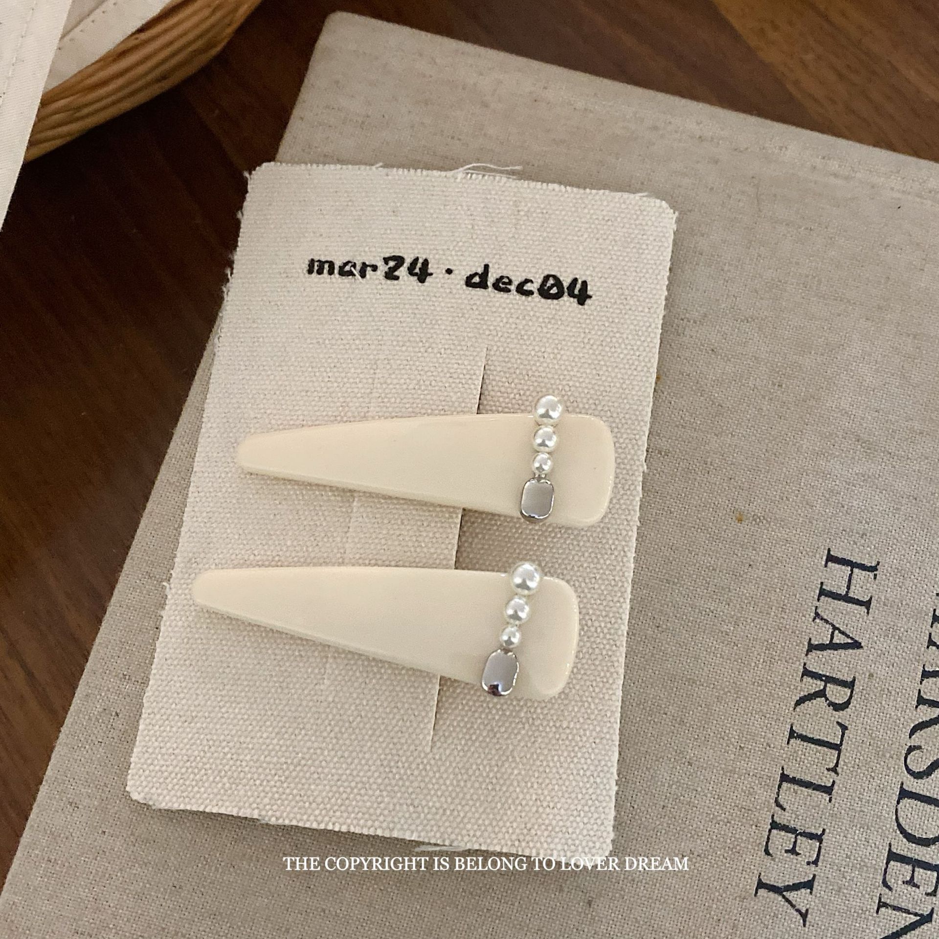 韩国ins新款珍珠黑色质感三角发夹 时尚小香风鸭嘴夹刘海夹发饰女详情21