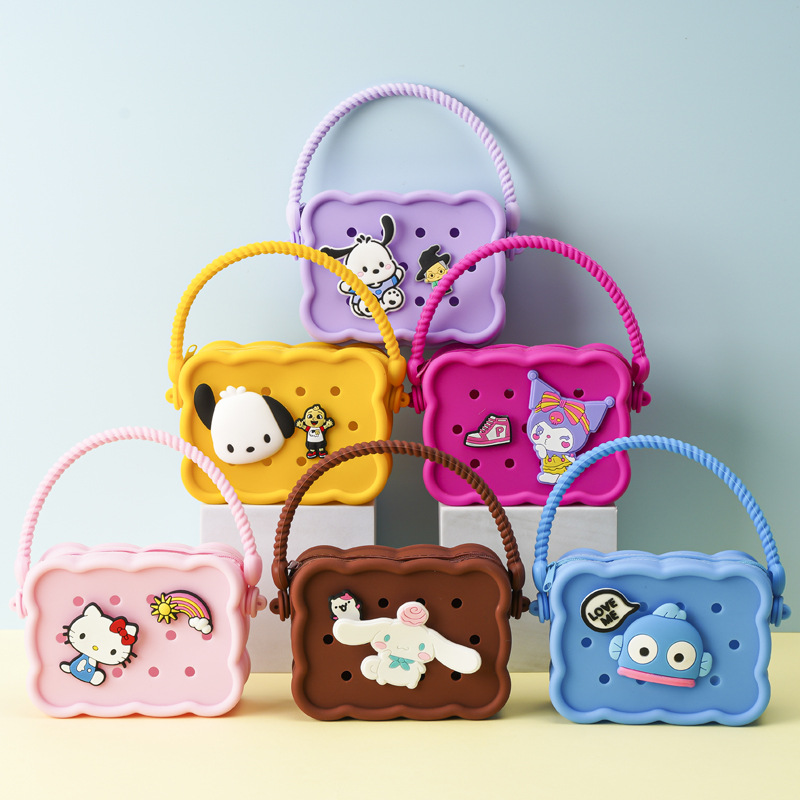 斜跨手提硅胶沙滩包手机收纳包轻便小巧新款卡通diy洞洞钥匙包包沙滩洞洞包详情10