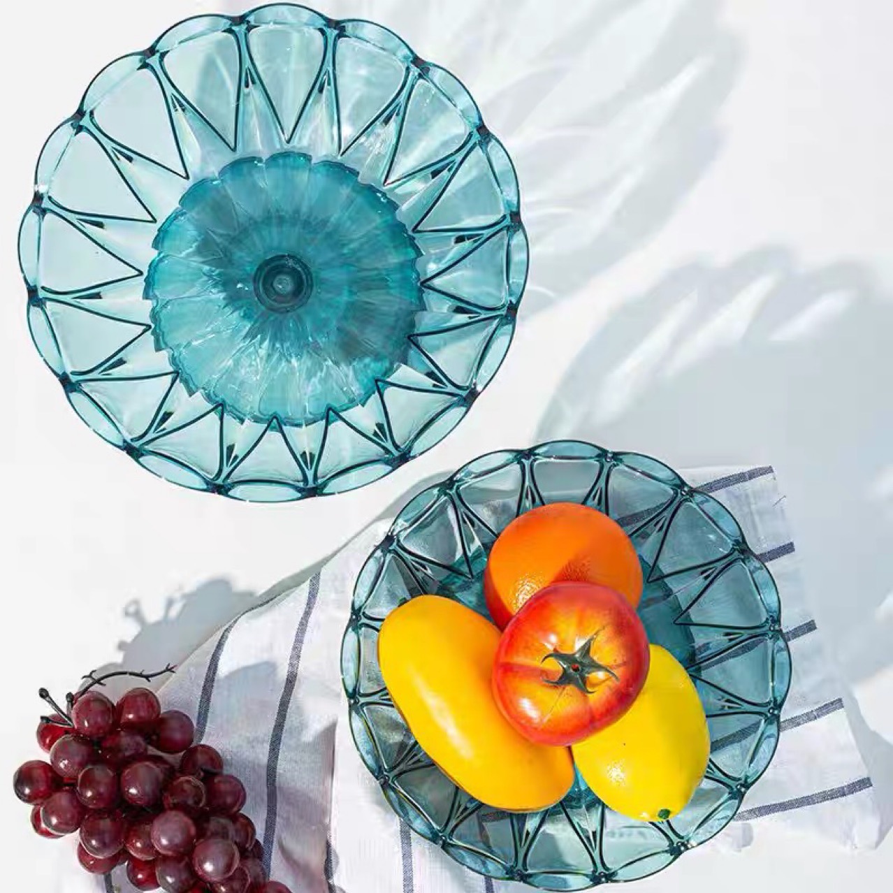 网红爆款底座高脚盘北欧糖果水果盘瓜子盘欧式家用透明果盘摔不坏详情10
