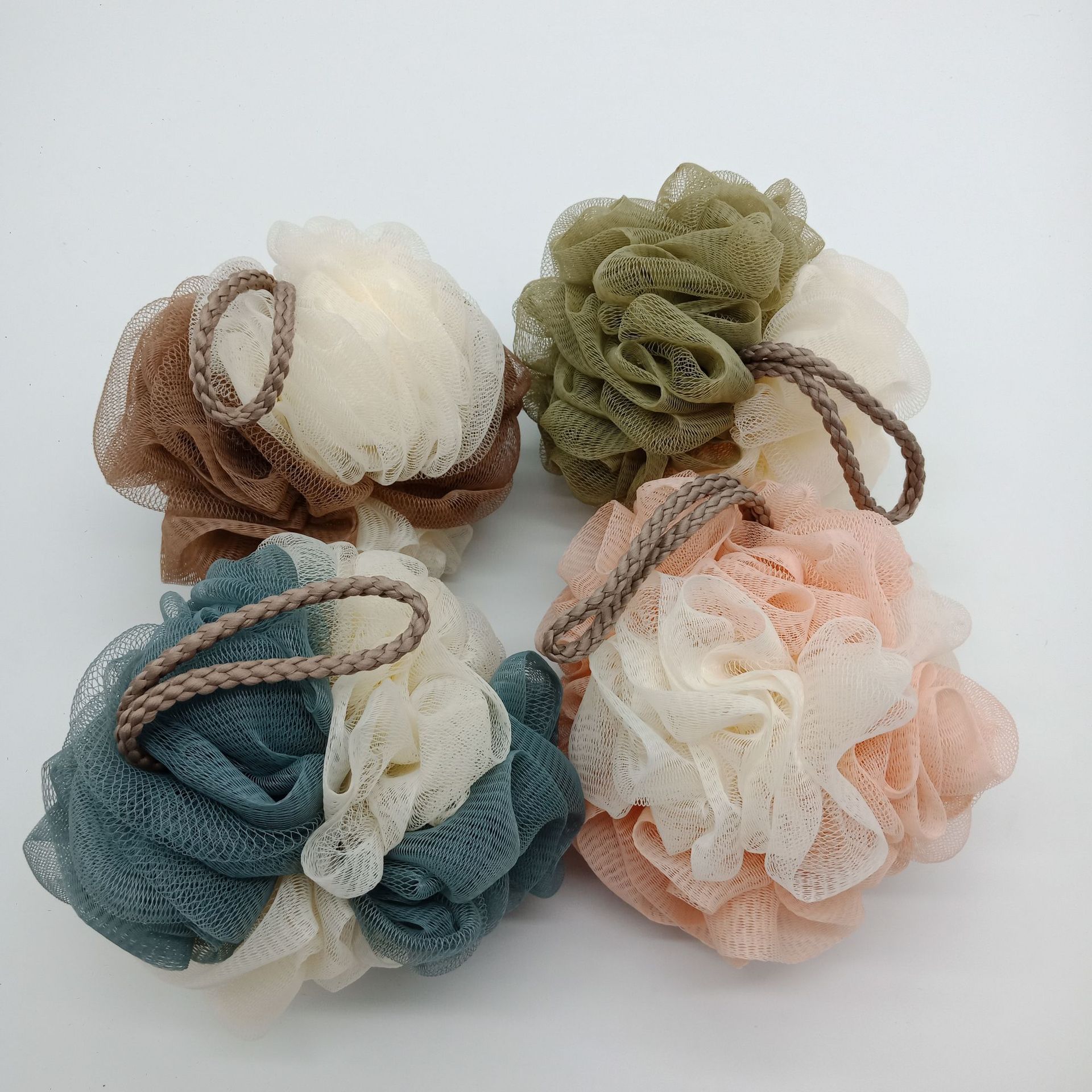 50g household bath products, large-sized bath flower balls, new two-color spliced bath balls, rich foaming bath flowers pic 1